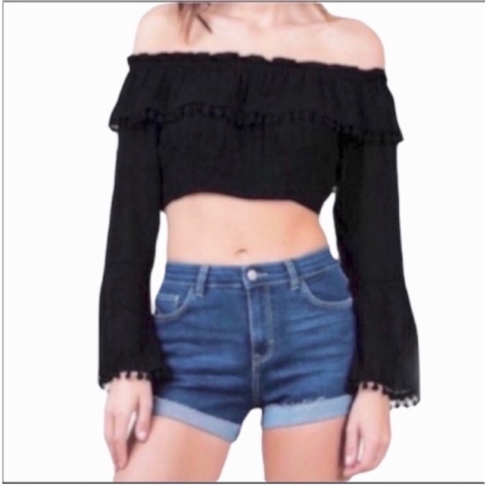&MERCI Pom Pom off shoulder crop top L black